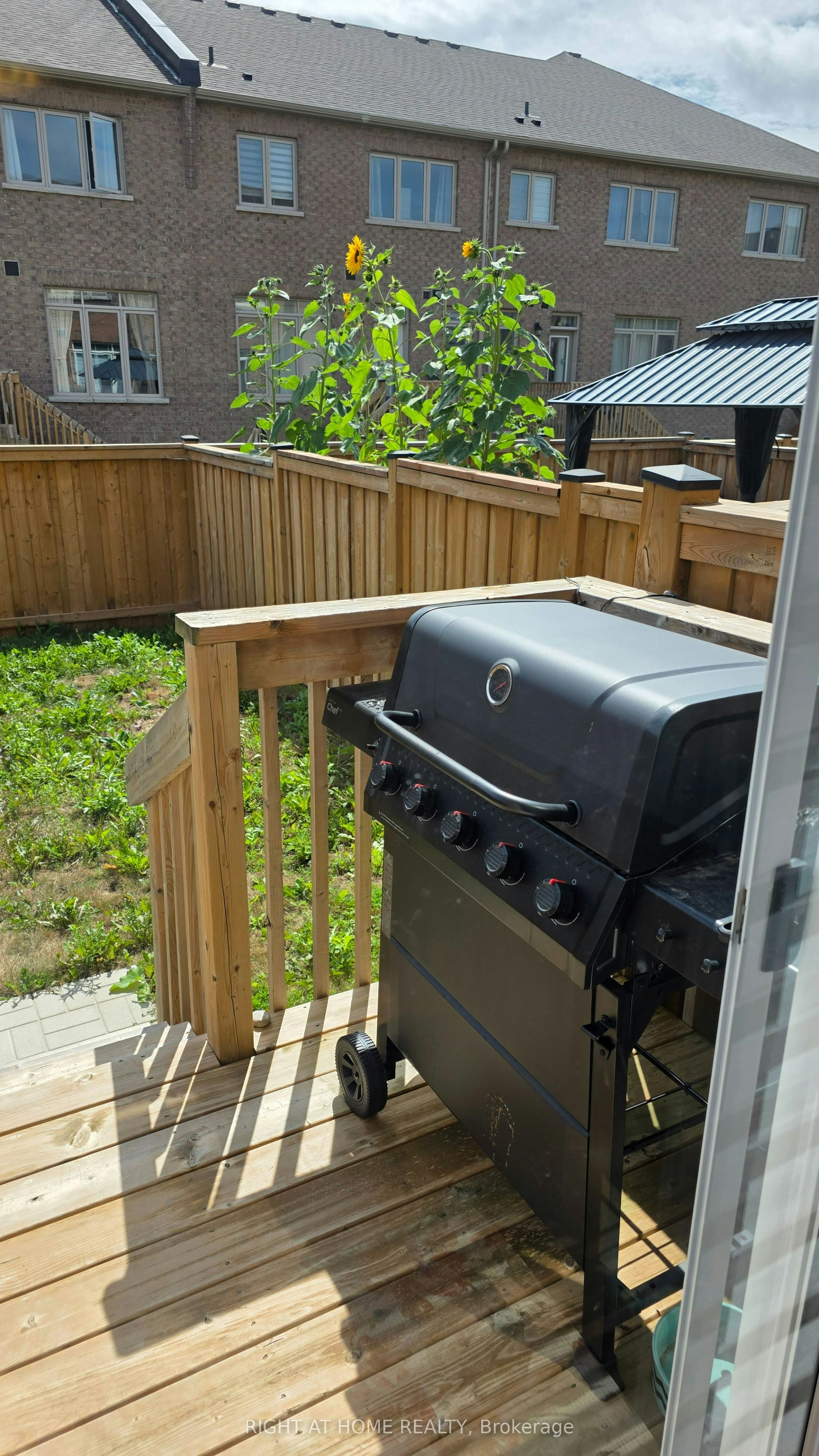 2257 Grainger Loop, Innisfil, ON, L9S 0N1 - 14