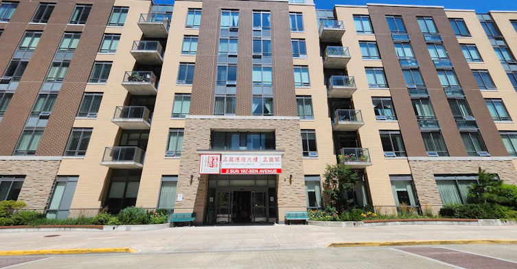M120-2 Sun Yat Sen Avenue, Markham, ON, L3R 5Z3