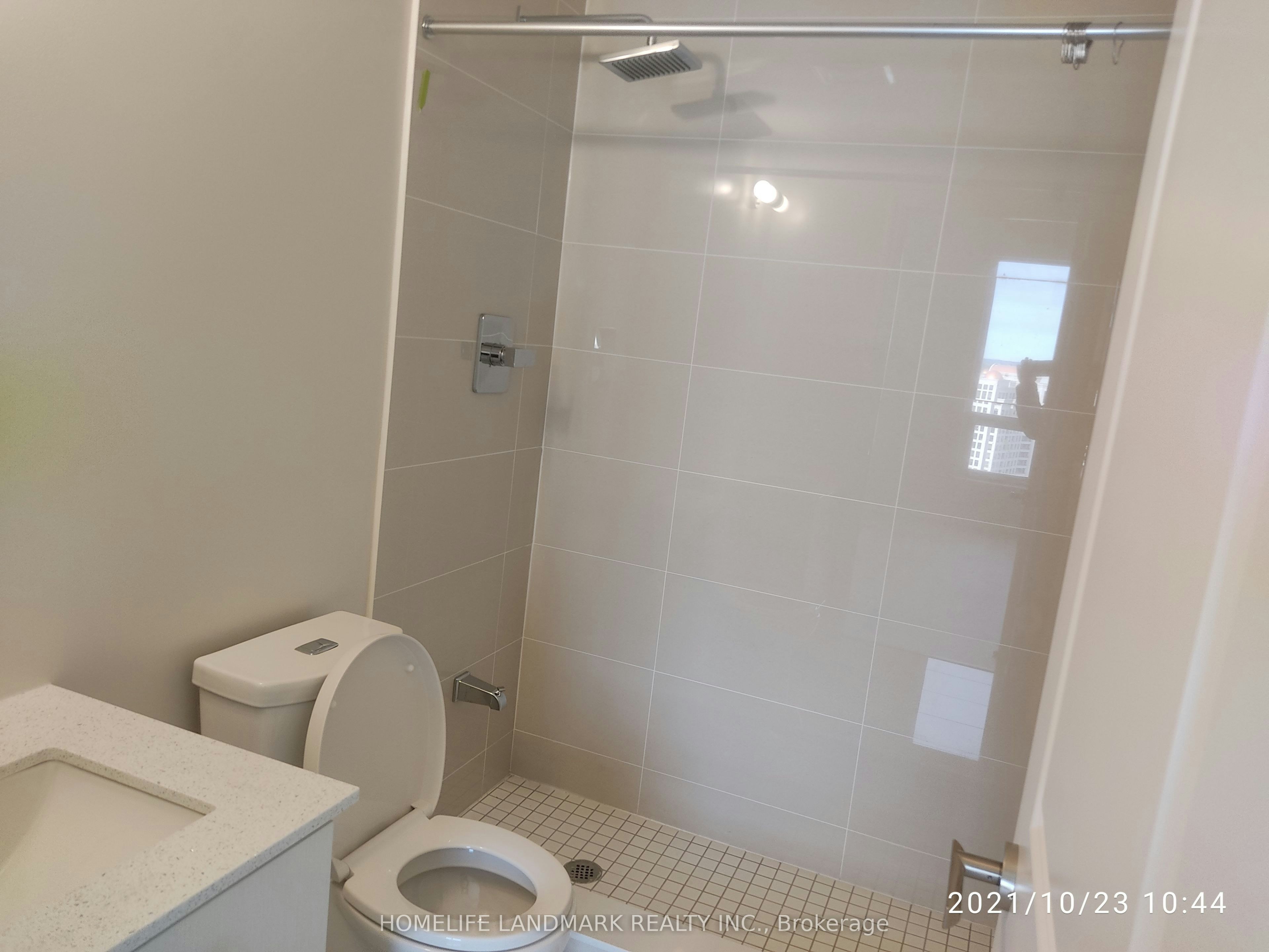 2001-9085 Jane Street, Vaughan, ON, L4K 0L8 - 4