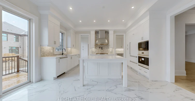 7 Adario Crescent, Vaughan, ON, L3L 0G3 - 8