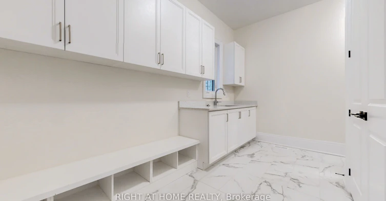 7 Adario Crescent, Vaughan, ON, L3L 0G3 - 24