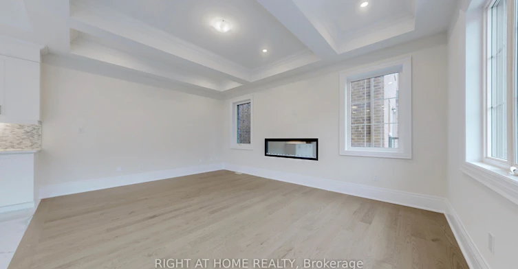 7 Adario Crescent, Vaughan, ON, L3L 0G3 - 5