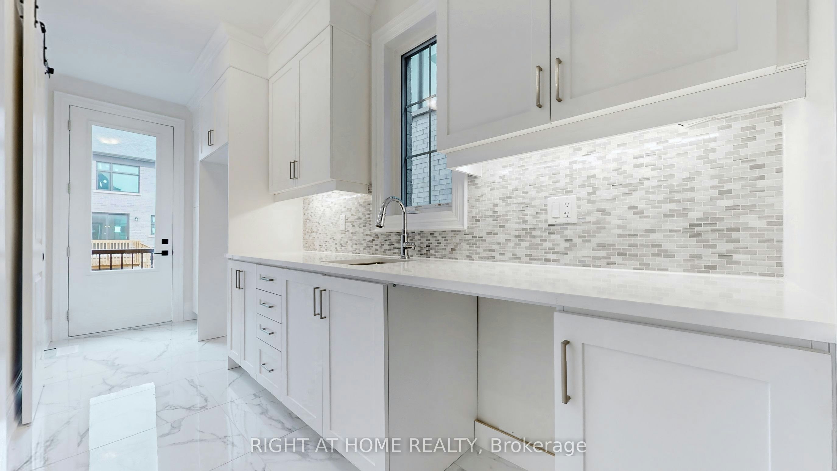 7 Adario Crescent, Vaughan, ON, L3L 0G3 - 15
