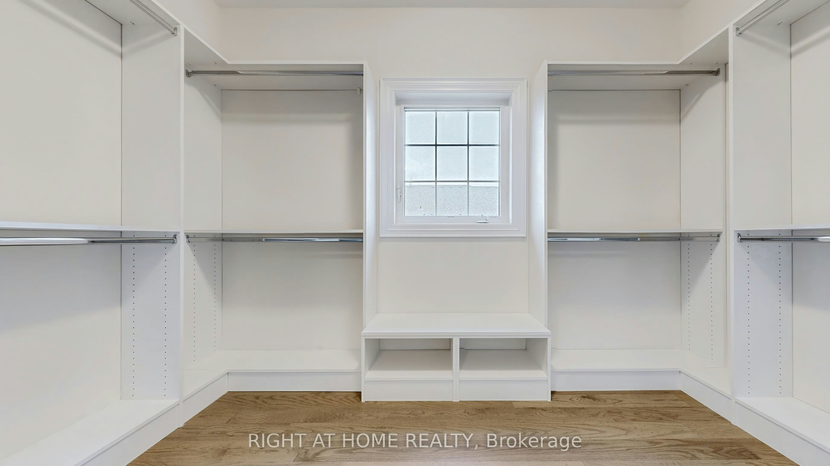 7 Adario Crescent, Vaughan, ON, L3L 0G3 - 32