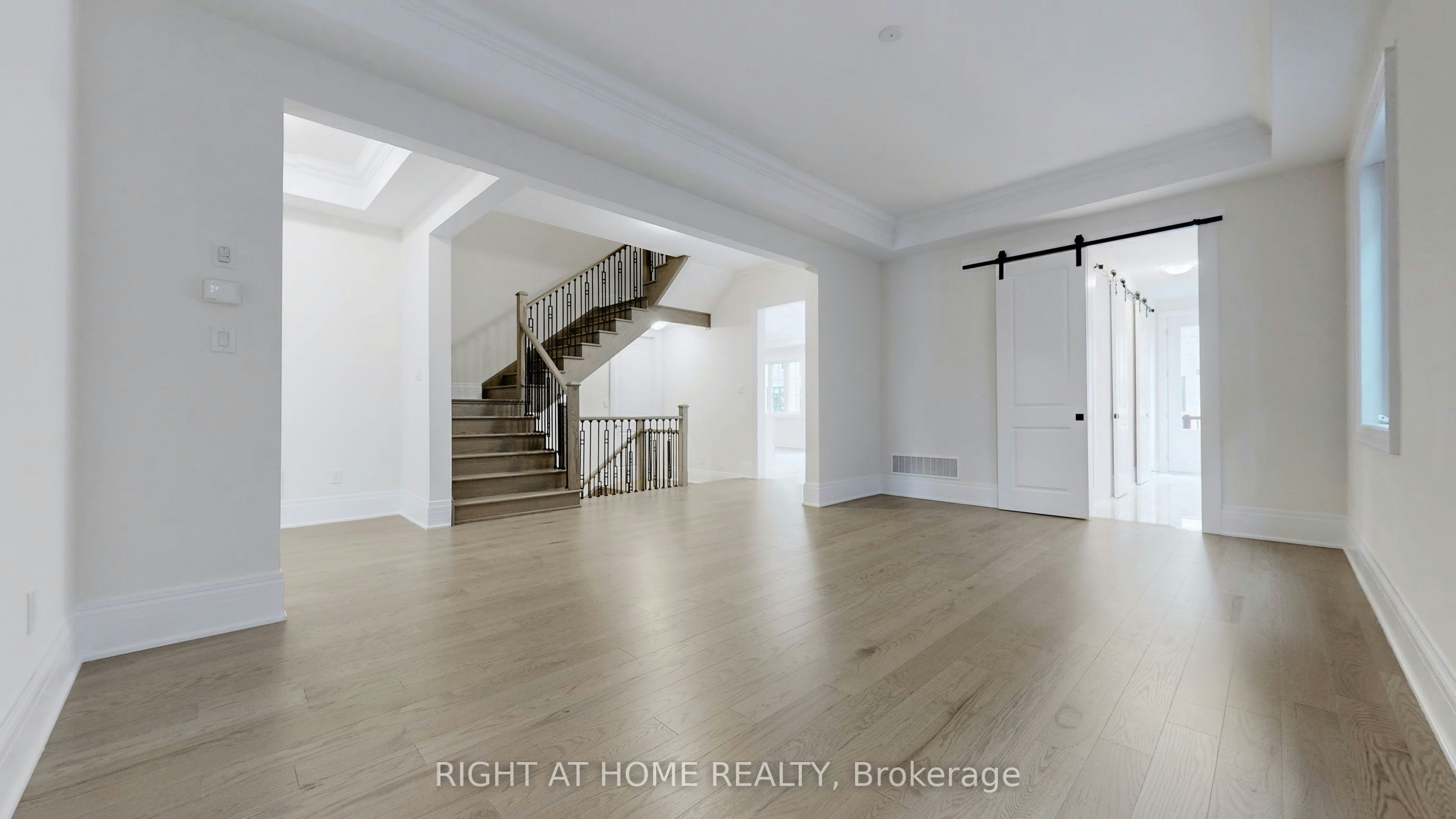 7 Adario Crescent, Vaughan, ON, L3L 0G3 - 17