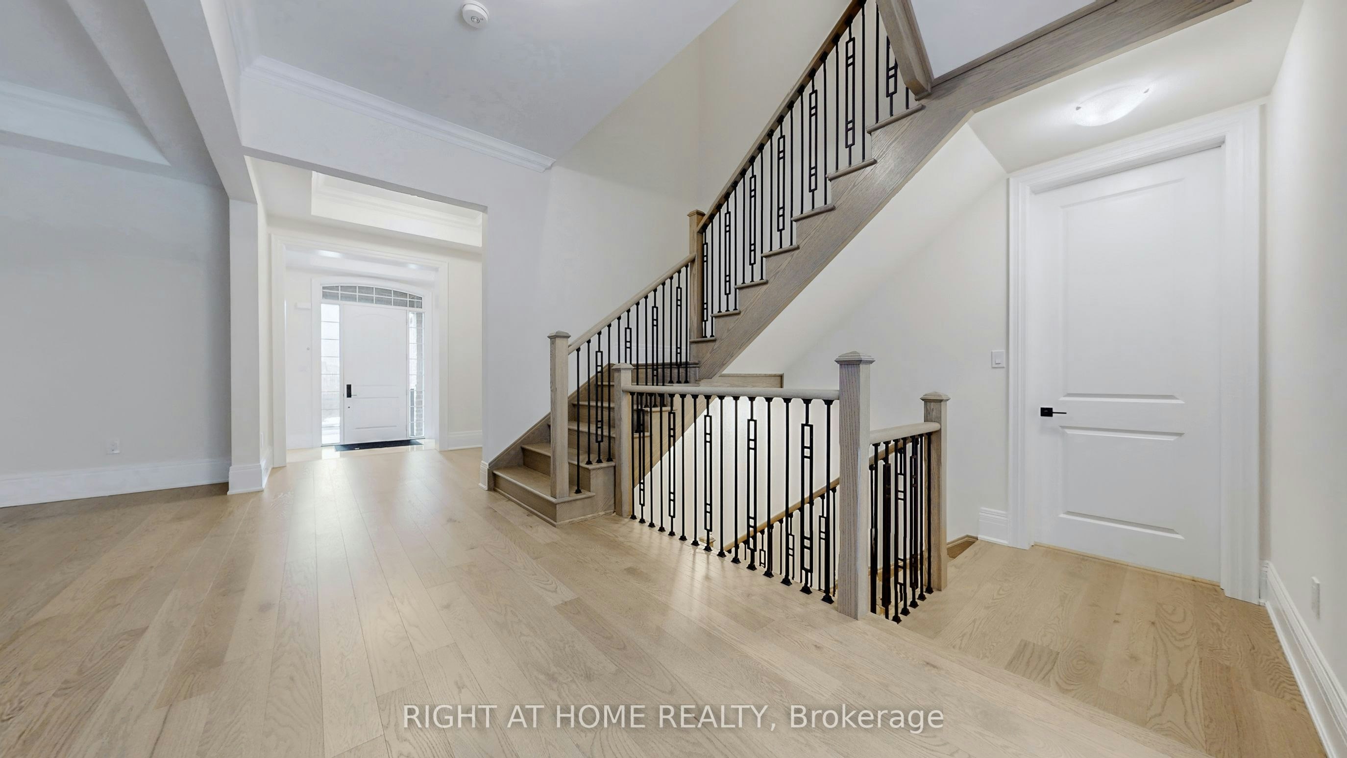 7 Adario Crescent, Vaughan, ON, L3L 0G3 - 27