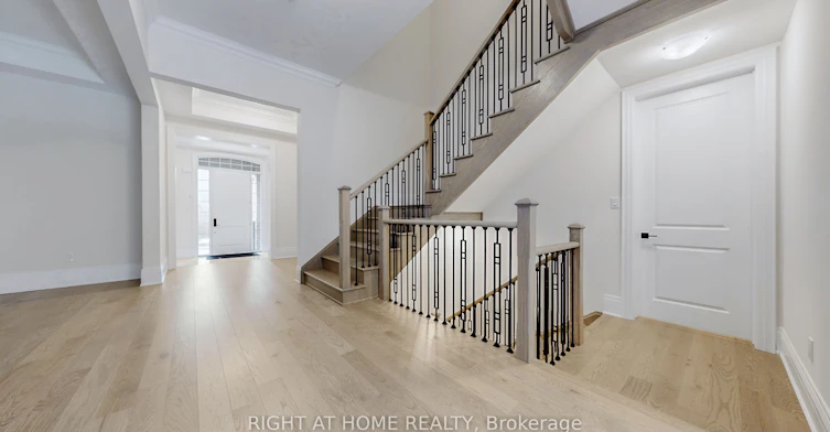 7 Adario Crescent, Vaughan, ON, L3L 0G3 - 27