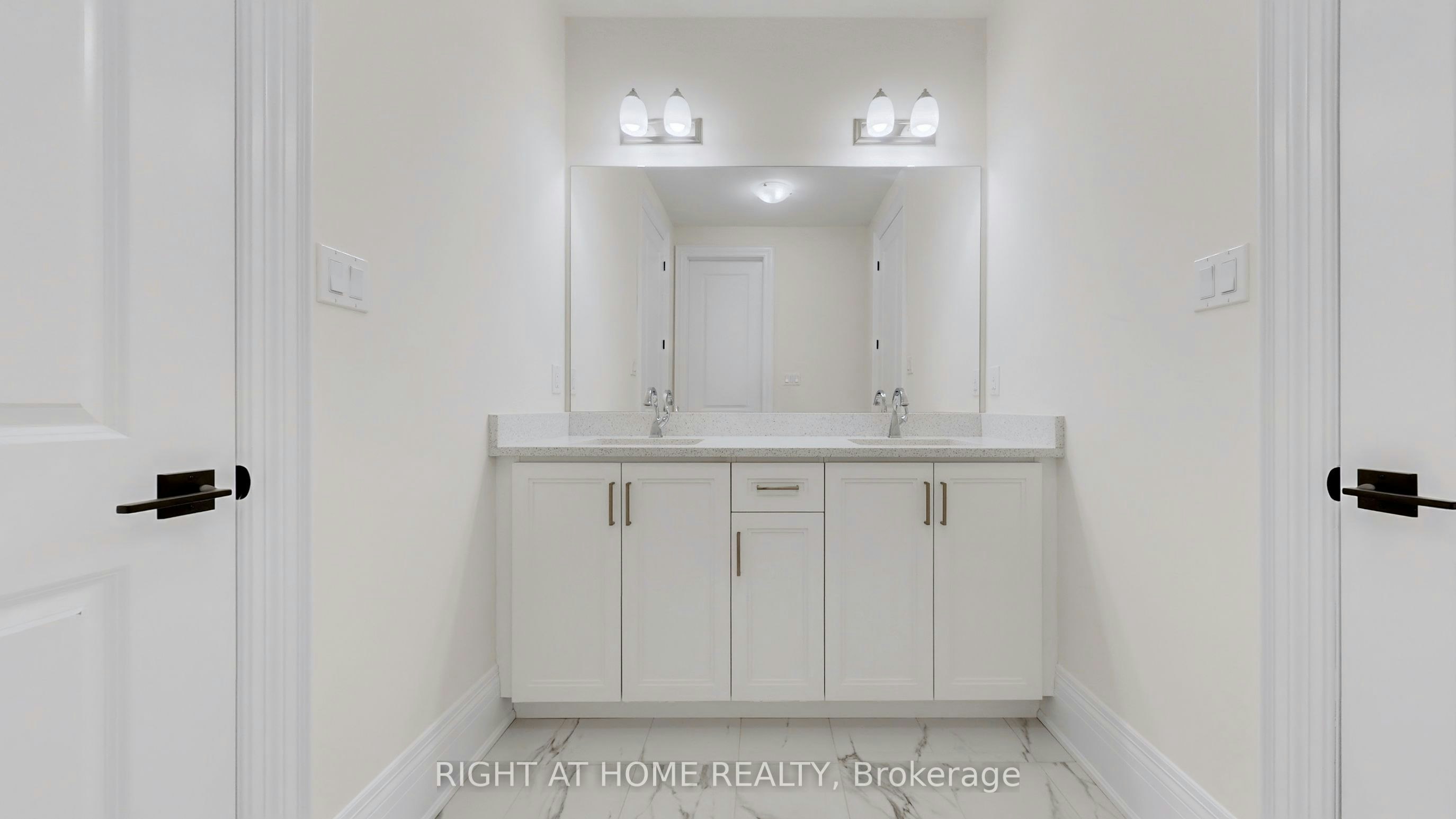 7 Adario Crescent, Vaughan, ON, L3L 0G3 - 44