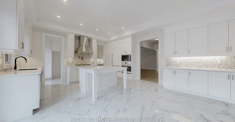 7 Adario Crescent, Vaughan, ON, L3L 0G3 - 9