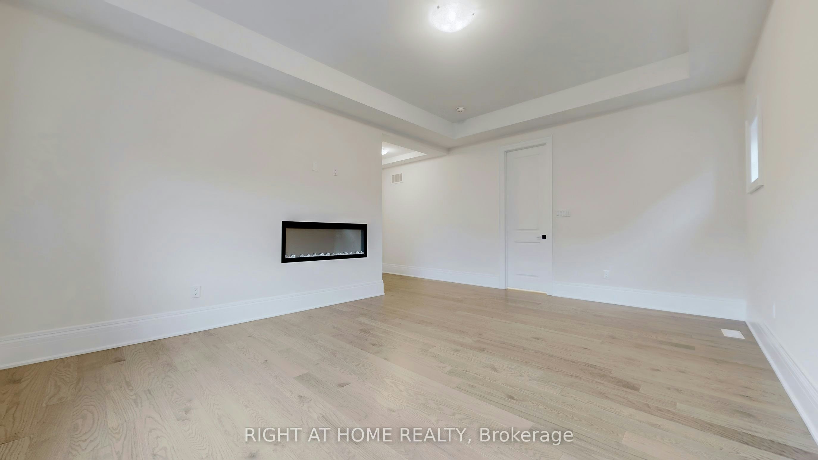 7 Adario Crescent, Vaughan, ON, L3L 0G3 - 31