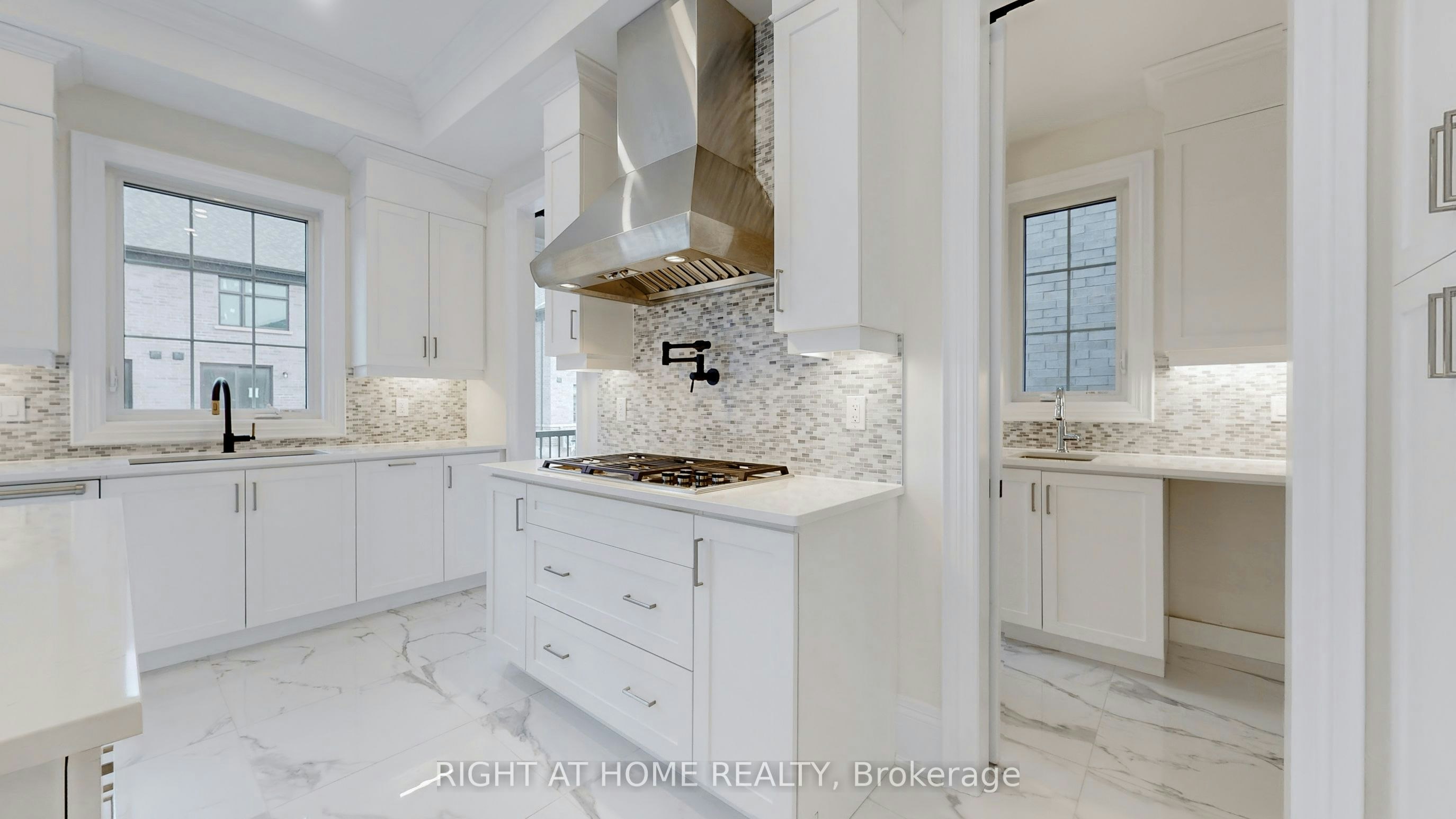 7 Adario Crescent, Vaughan, ON, L3L 0G3 - 11