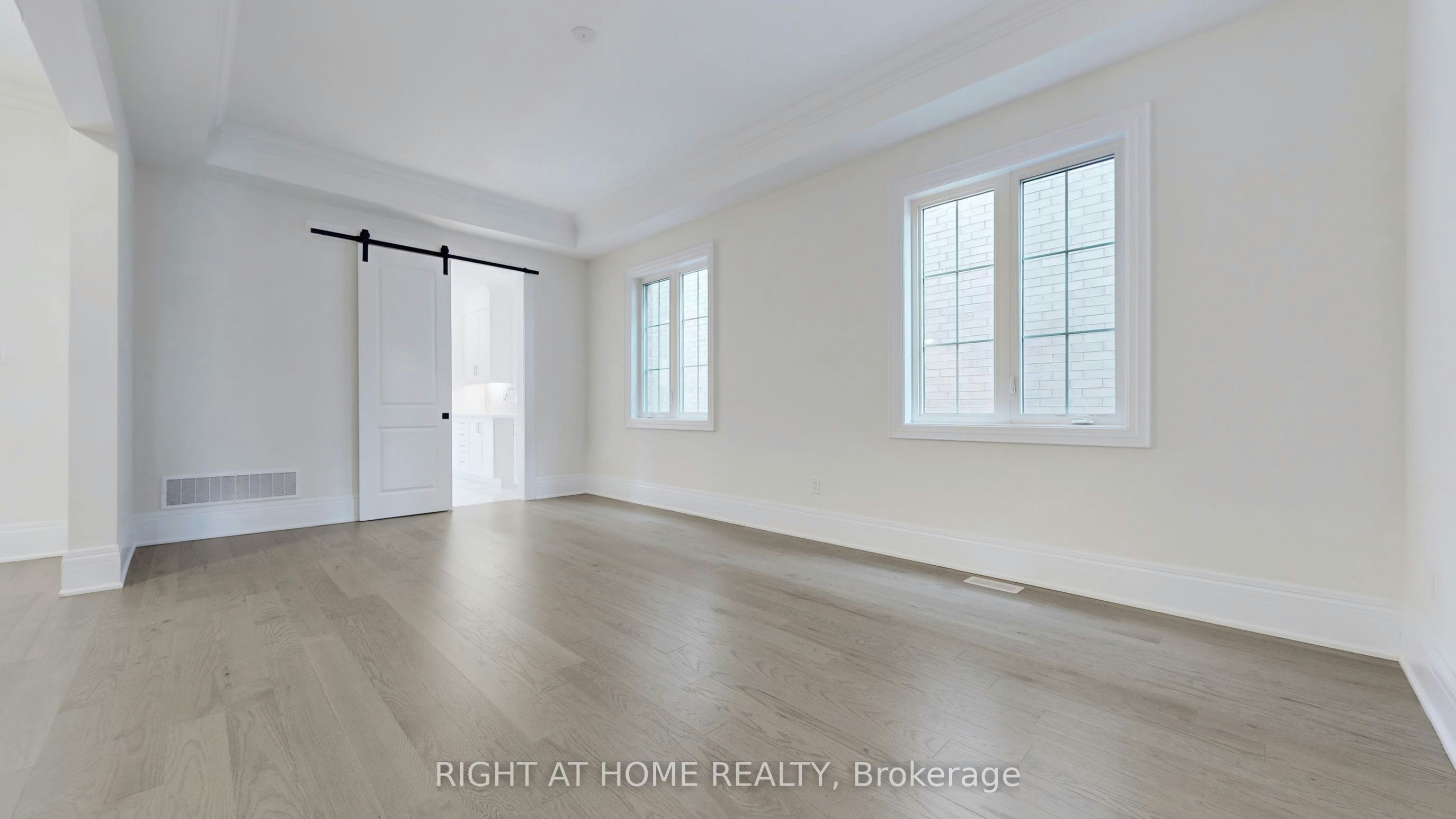 7 Adario Crescent, Vaughan, ON, L3L 0G3 - 18