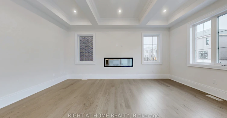 7 Adario Crescent, Vaughan, ON, L3L 0G3 - 4
