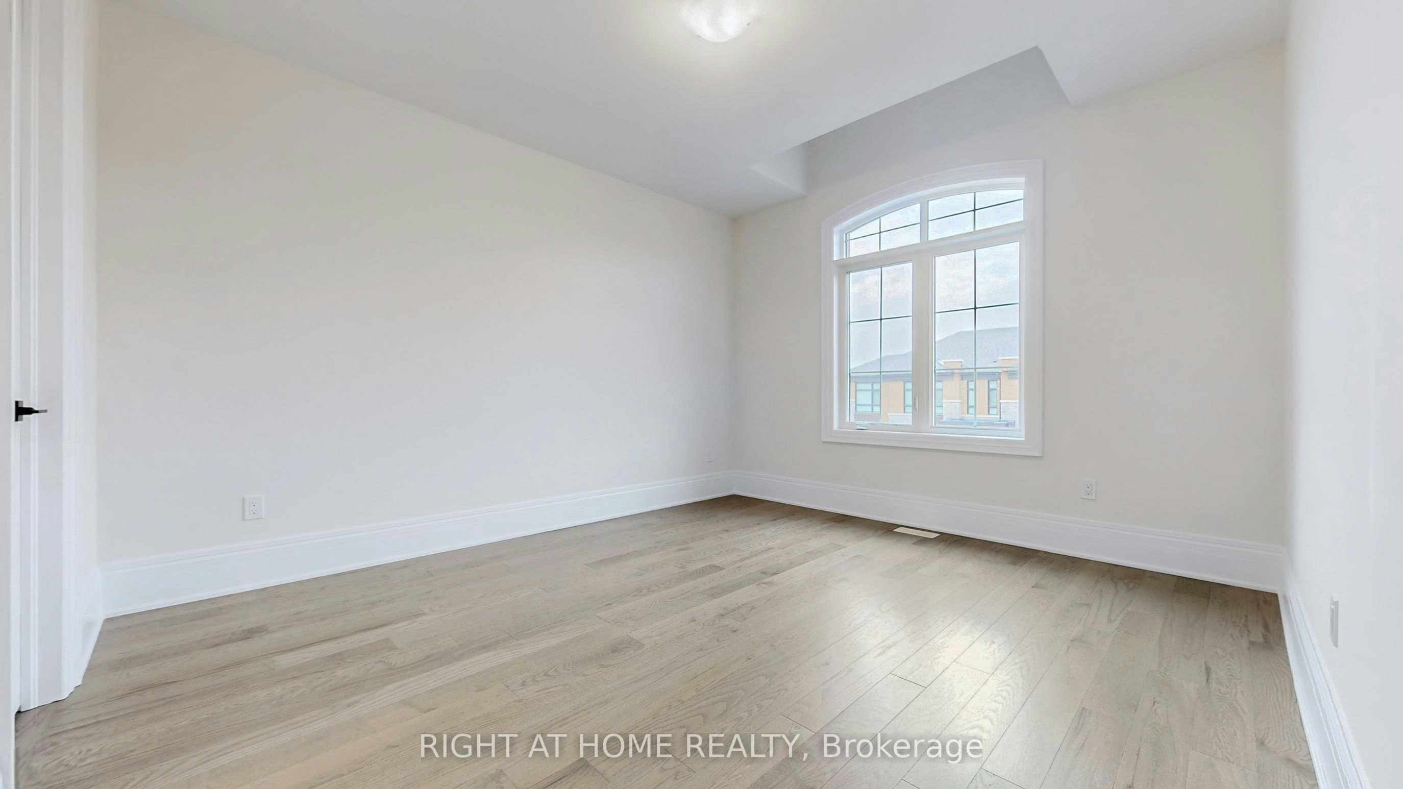 7 Adario Crescent, Vaughan, ON, L3L 0G3 - 42