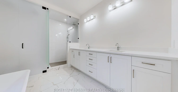 7 Adario Crescent, Vaughan, ON, L3L 0G3 - 37