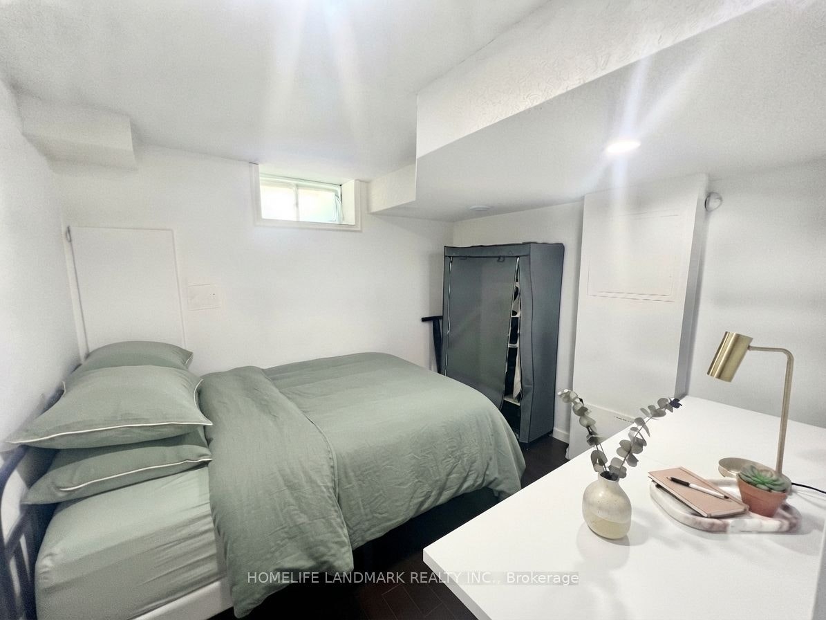 Unit B1-8 Baffin Court, Richmond Hill, ON, L4B 4J7 - 7