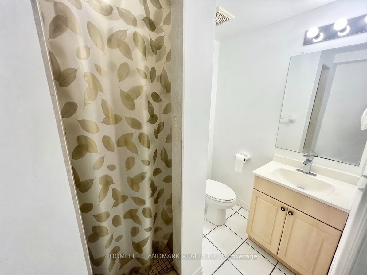 Unit B1-8 Baffin Court, Richmond Hill, ON, L4B 4J7 - 12