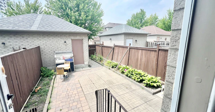 Unit B1-8 Baffin Court, Richmond Hill, ON, L4B 4J7 - 13