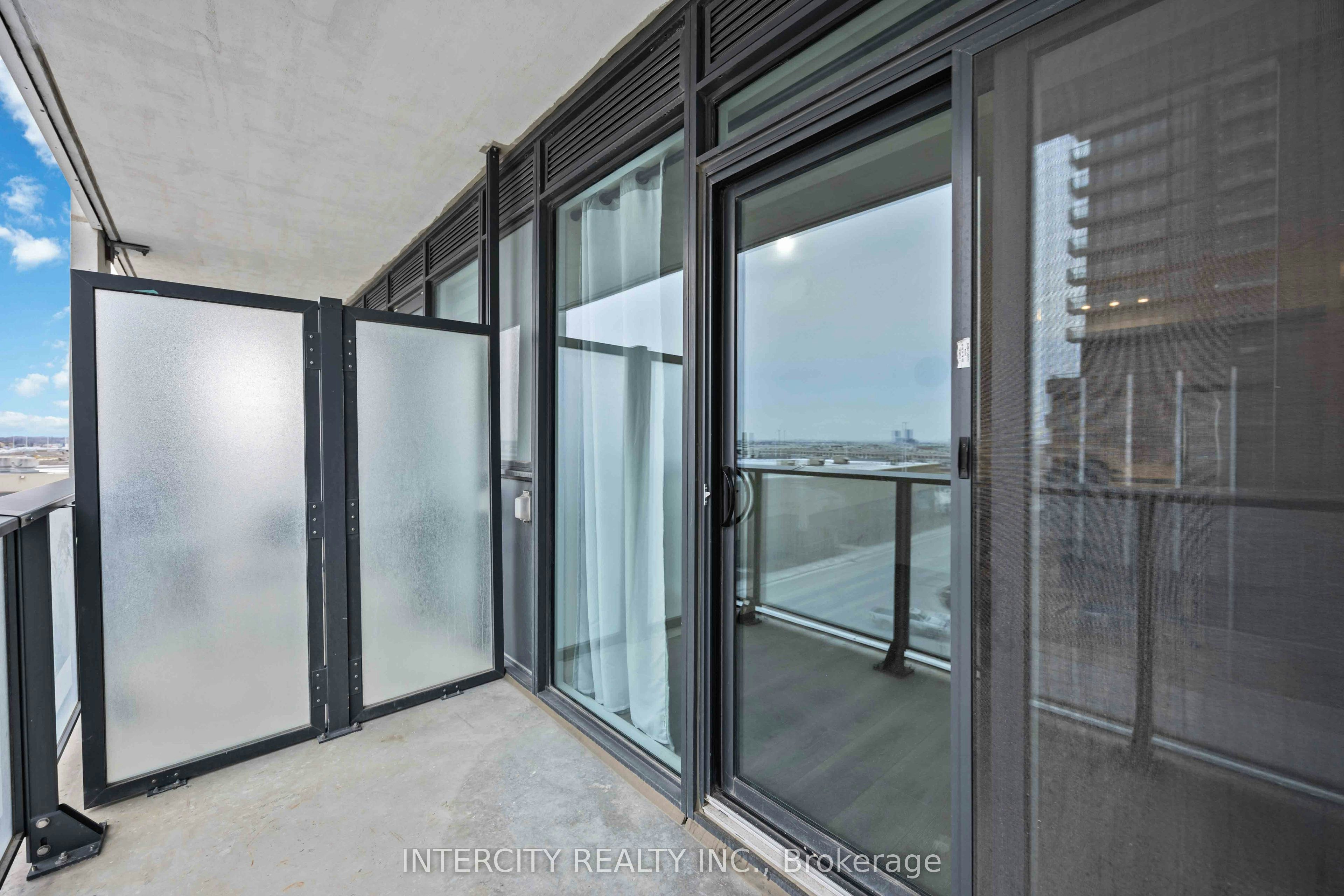 523-9000 Jane Street, Vaughan, ON, L4K 2M9 - 36