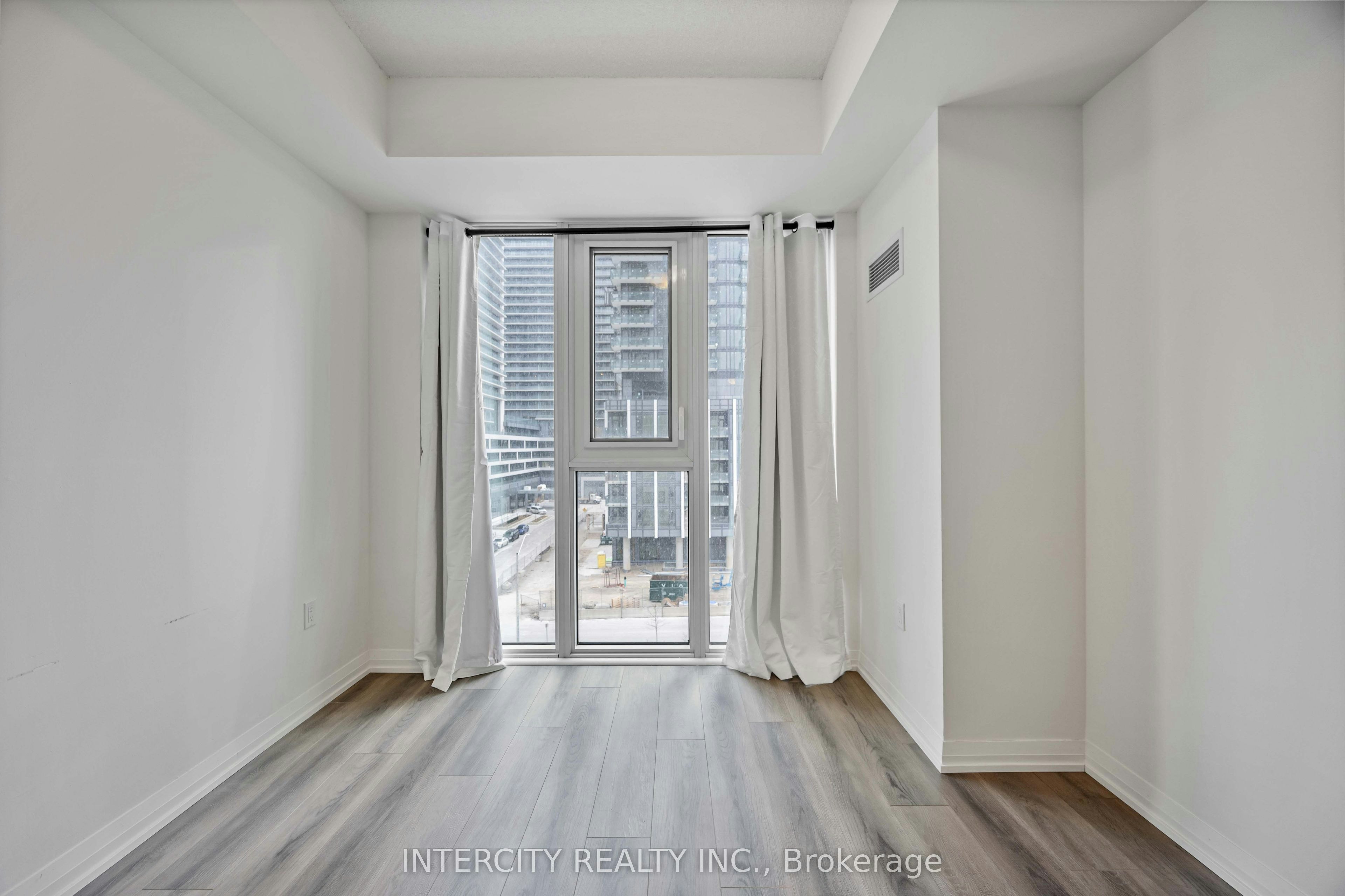523-9000 Jane Street, Vaughan, ON, L4K 2M9 - 18