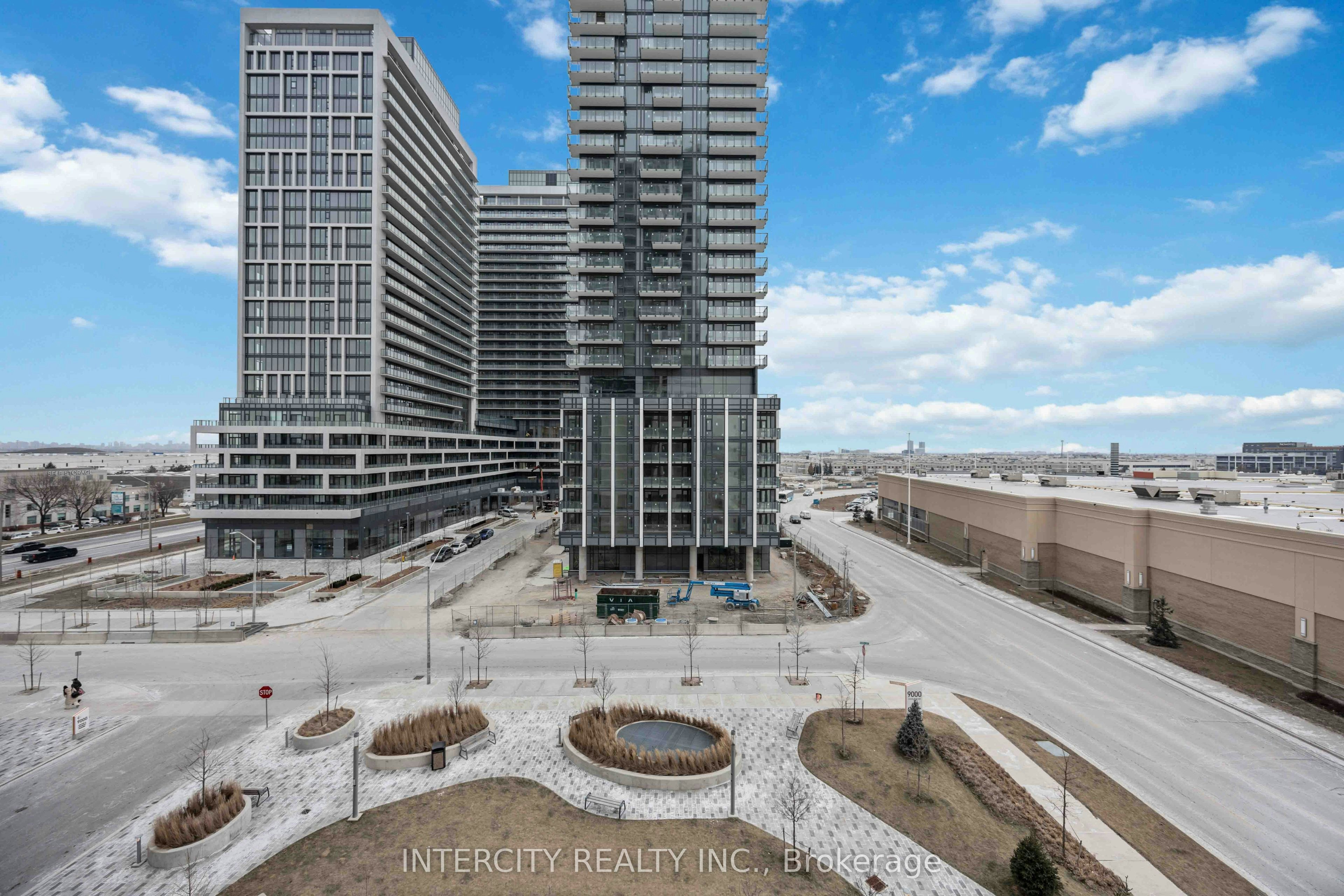 523-9000 Jane Street, Vaughan, ON, L4K 2M9 - 35