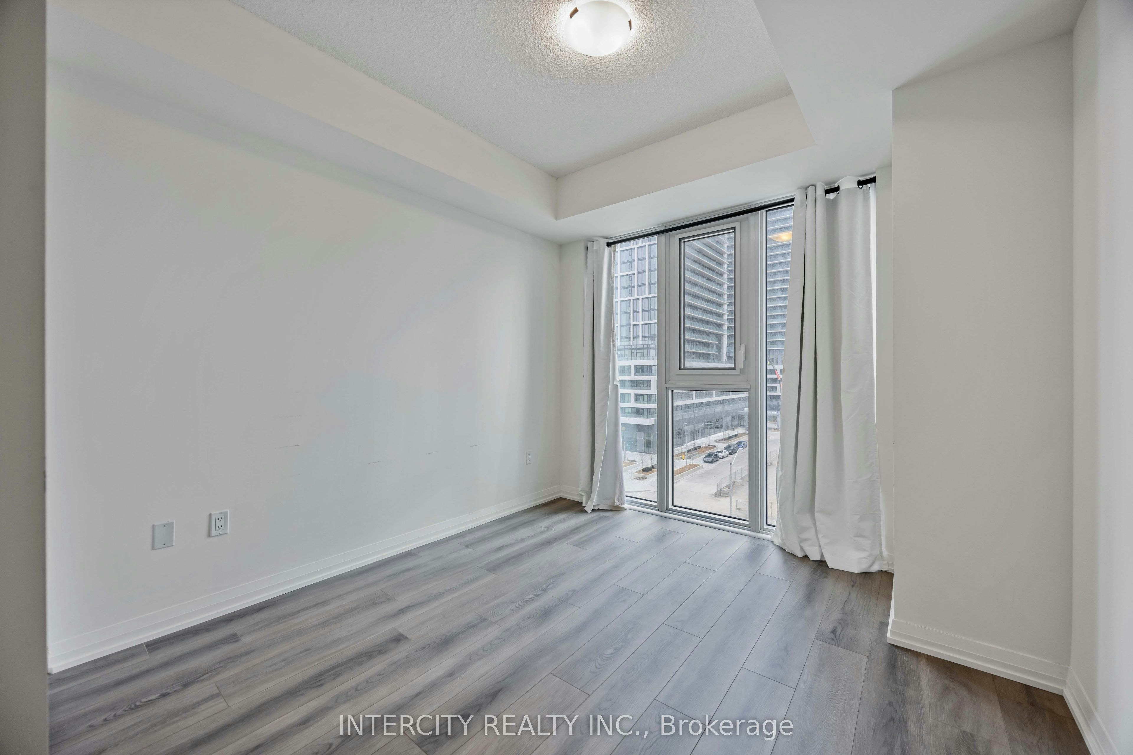 523-9000 Jane Street, Vaughan, ON, L4K 2M9 - 17