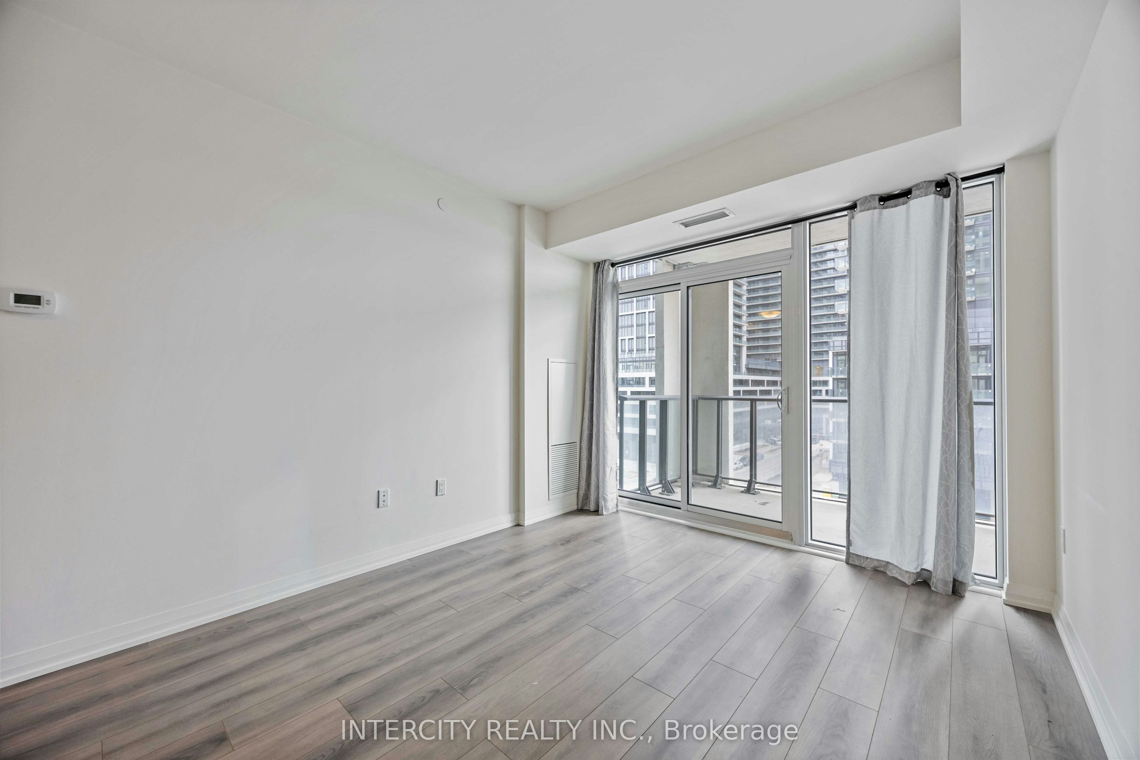 523-9000 Jane Street, Vaughan, ON, L4K 2M9 - 29