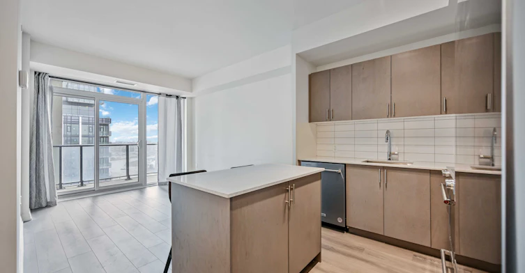 523-9000 Jane Street, Vaughan, ON, L4K 2M9 - 21