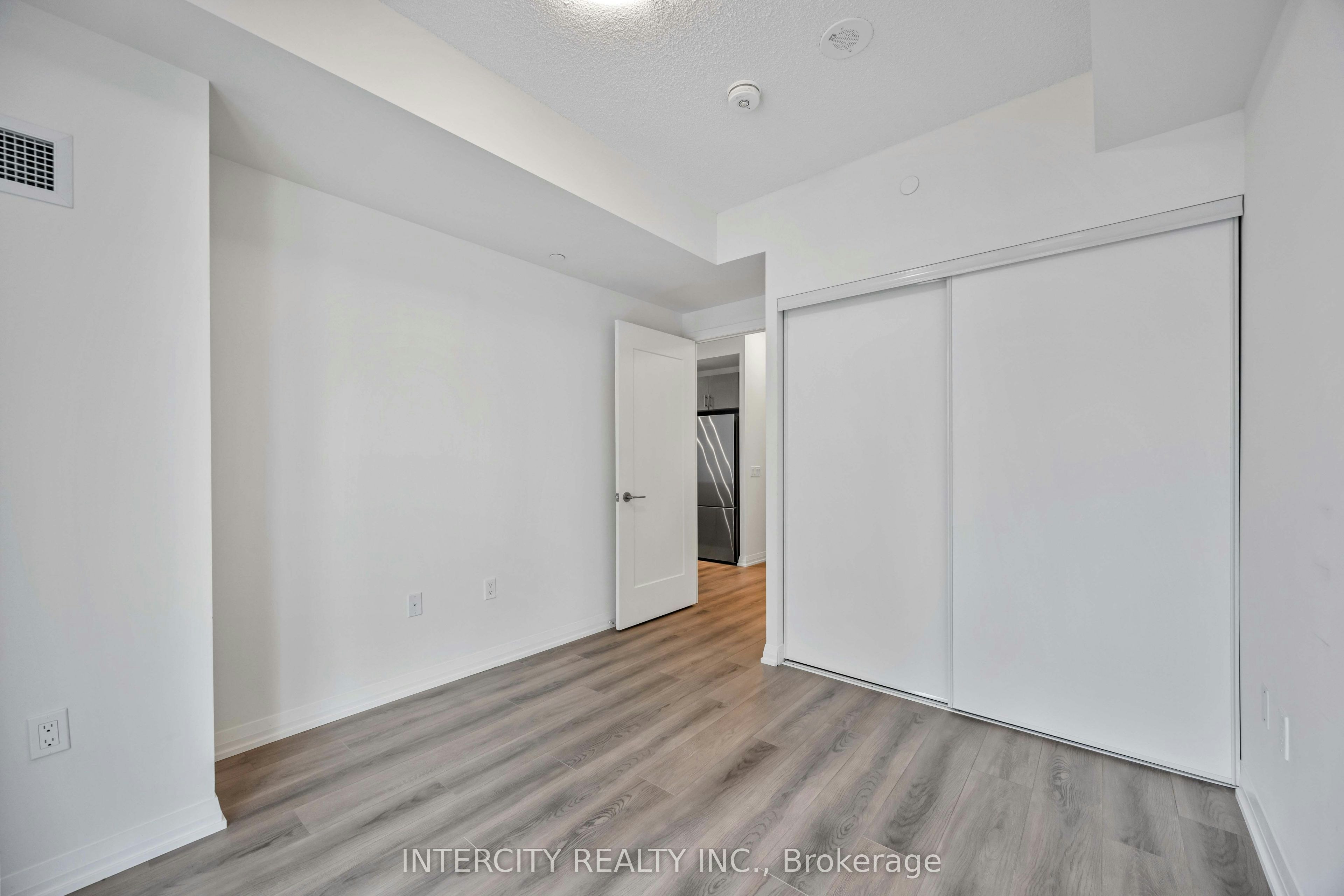 523-9000 Jane Street, Vaughan, ON, L4K 2M9 - 19