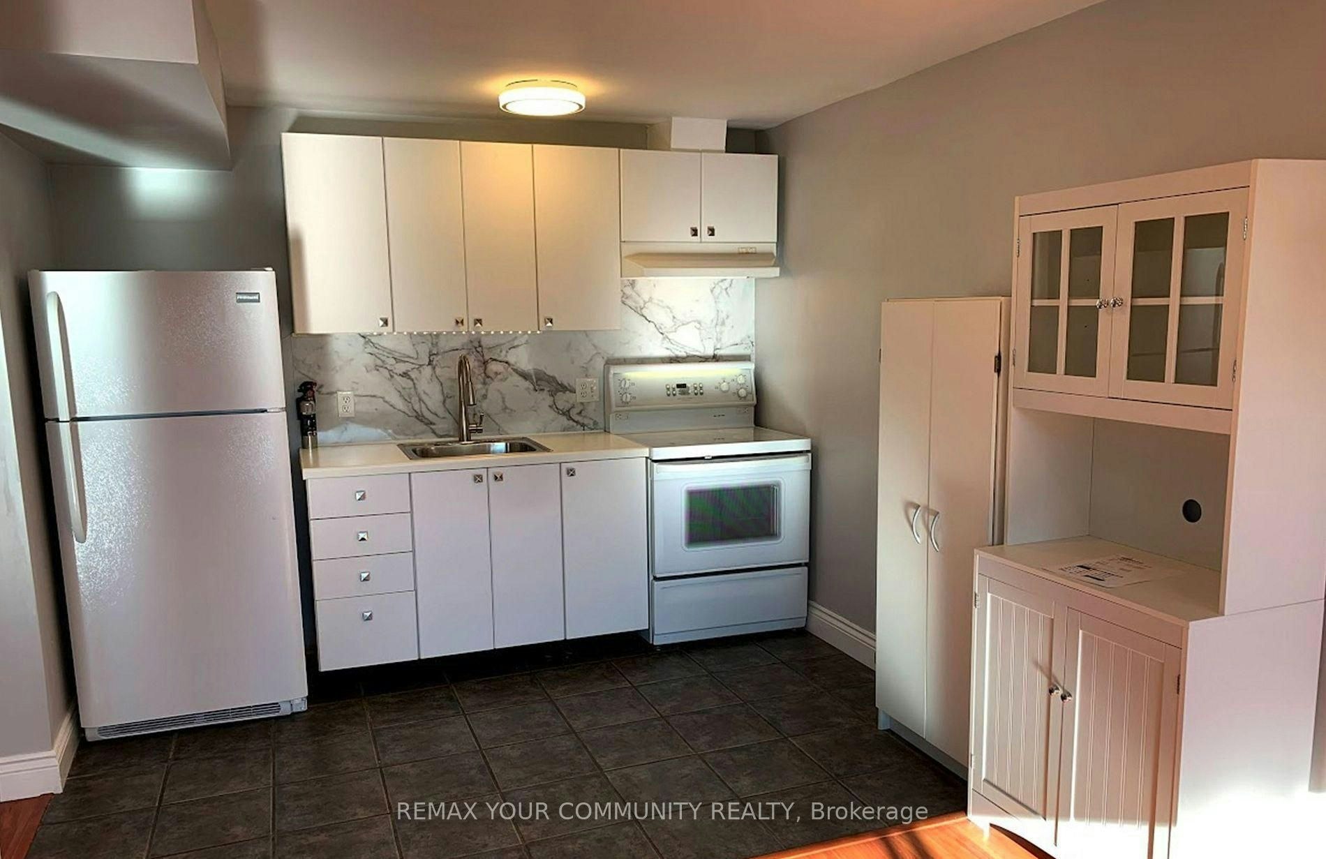 Lower Level-88 Pinnacle Trail, Aurora, ON, L4G 7G6 - 4