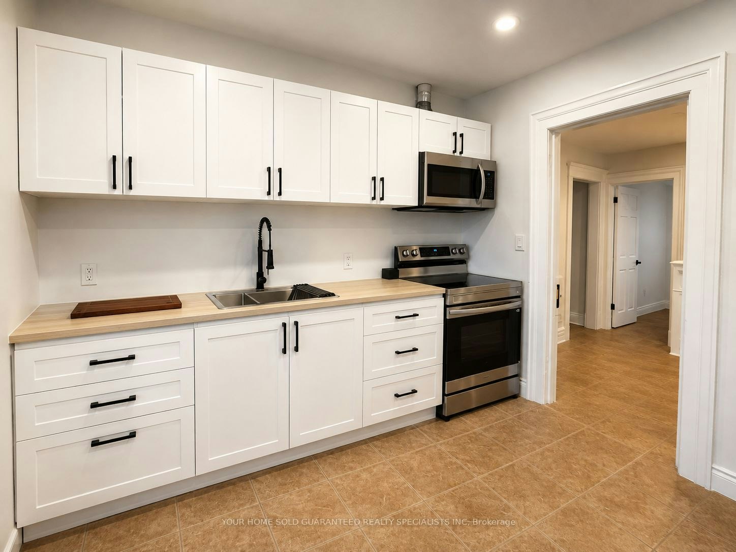 2-94 Wellington Street E, Aurora, ON, L4G 1H8 - 4