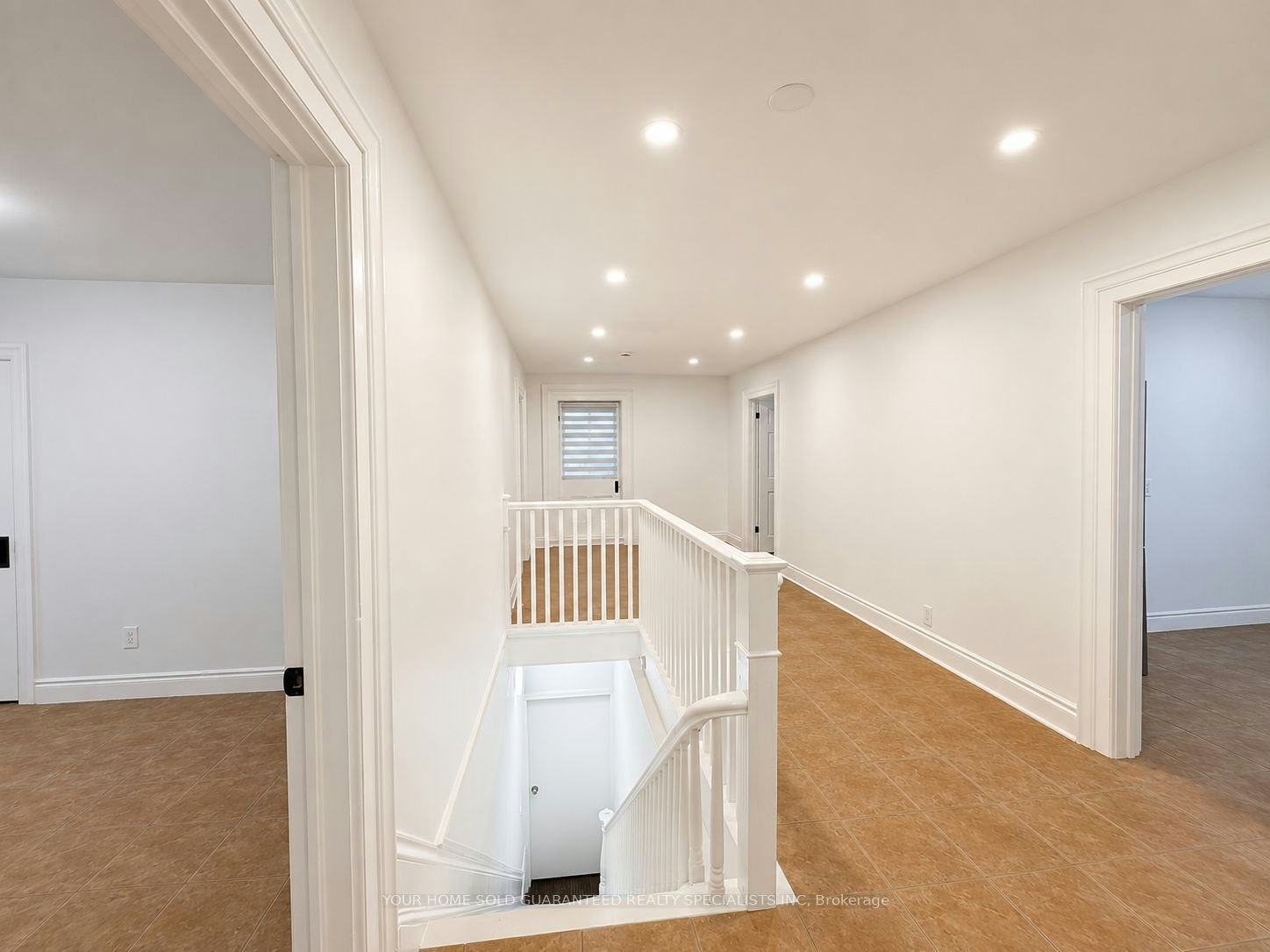 2-94 Wellington Street E, Aurora, ON, L4G 1H8 - 3
