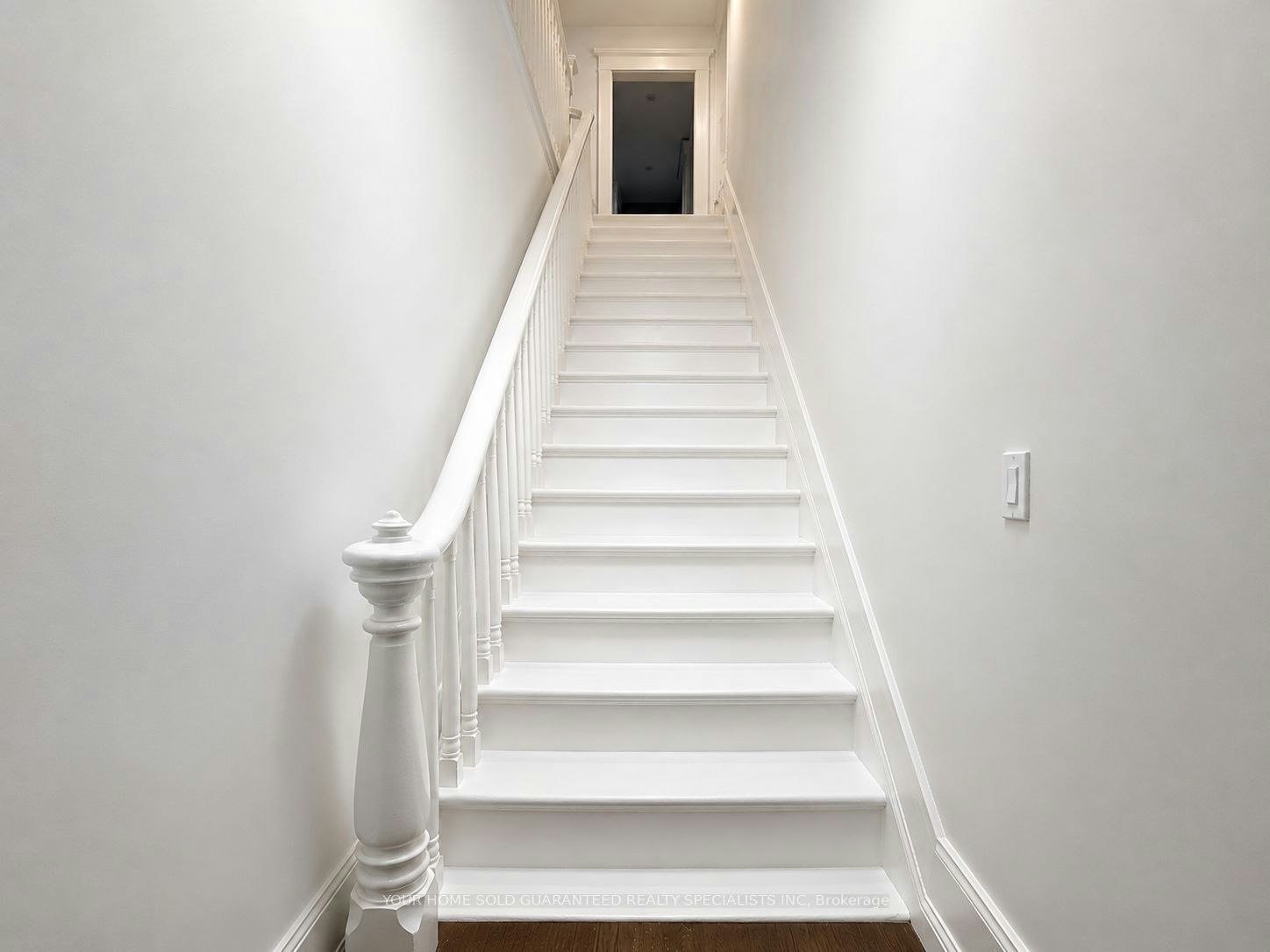 2-94 Wellington Street E, Aurora, ON, L4G 1H8 - 2