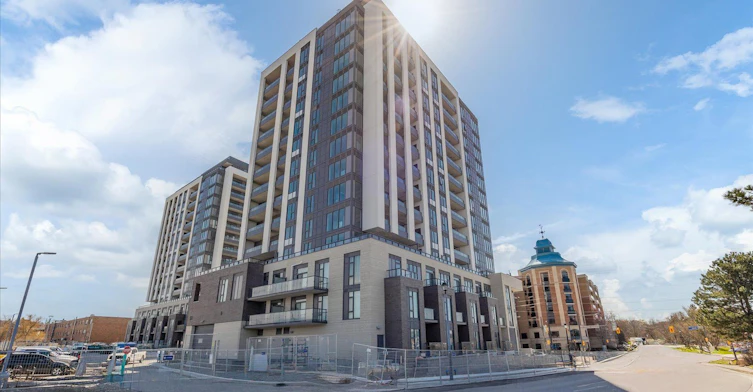 409-705 Davis Drive, Newmarket, ON, L3Y 2R2 - 33
