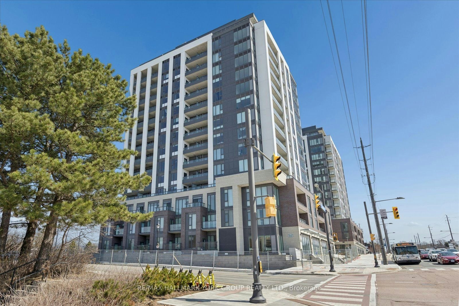 409-705 Davis Drive, Newmarket, ON, L3Y 2R2 - 34