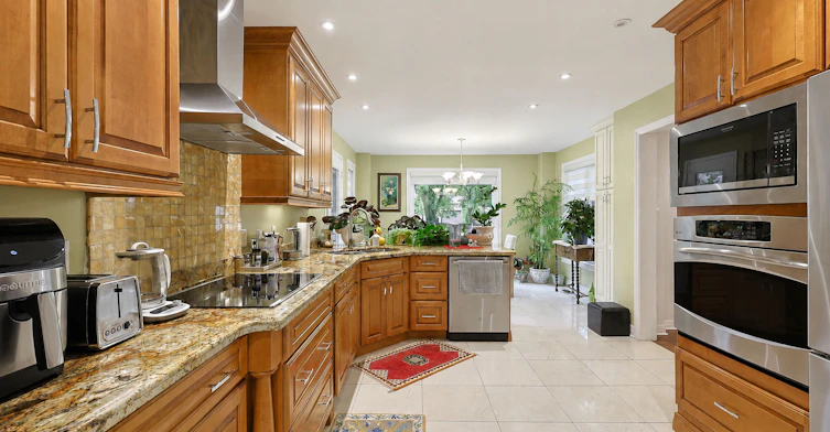 232 Franklin Avenue, Vaughan, ON, L4J 7L3 - 5