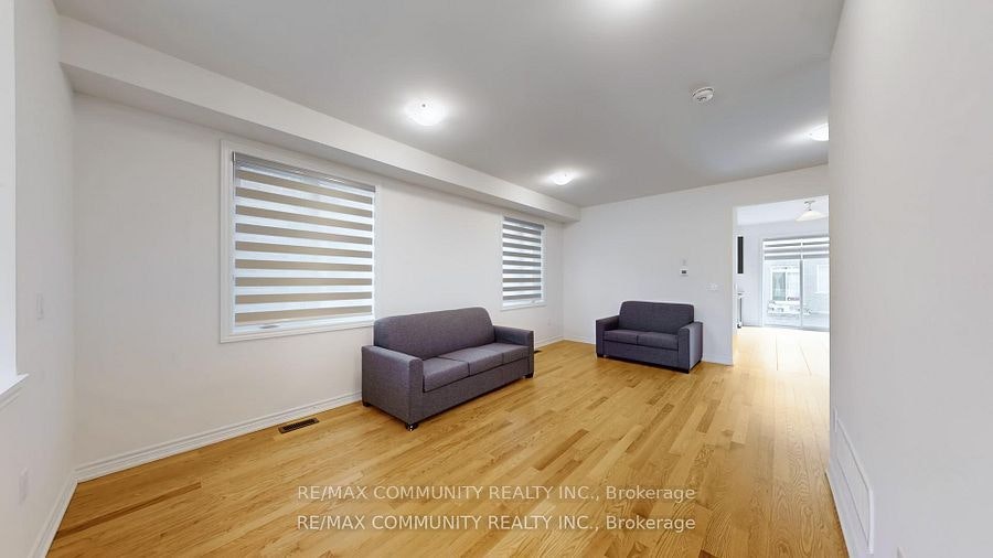 63 English Drive, New Tecumseth, ON, L0G 1A0 - 4