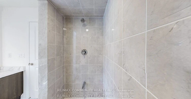 63 English Drive, New Tecumseth, ON, L0G 1A0 - 26