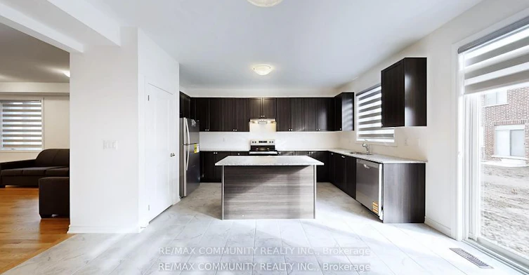 63 English Drive, New Tecumseth, ON, L0G 1A0 - 9