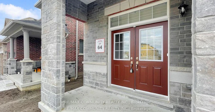 63 English Drive, New Tecumseth, ON, L0G 1A0 - 2