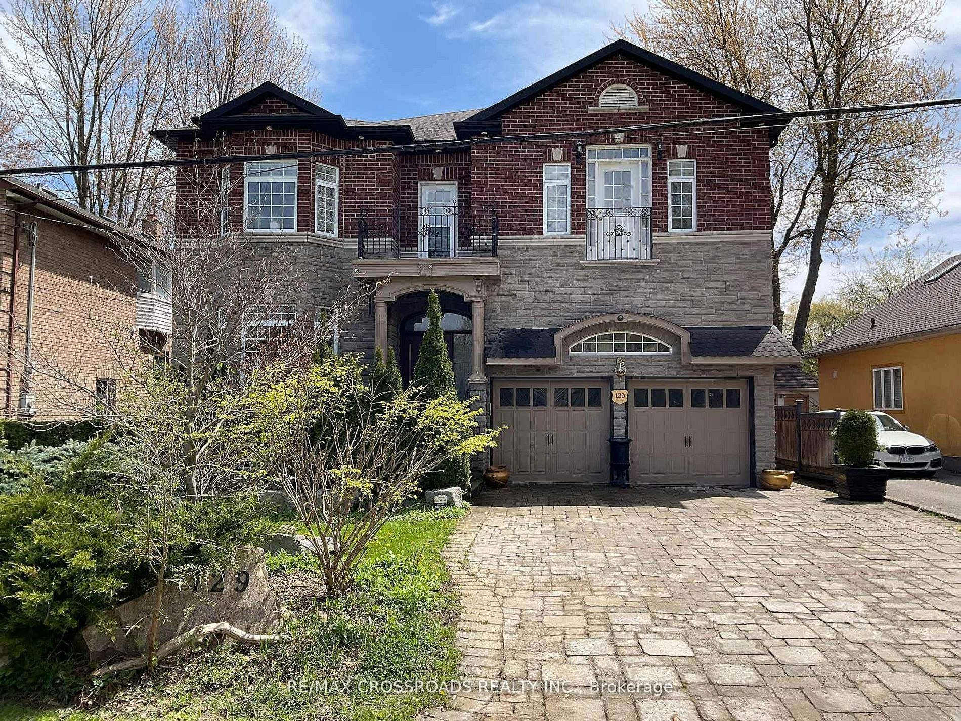 129 Lakeland Crescent, Richmond Hill, ON, L4E 3A1