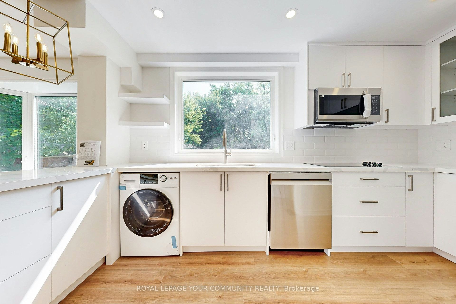 Main & 2nd-83 Lundy's Lane, Newmarket, ON, L3Y 3R9 - 8