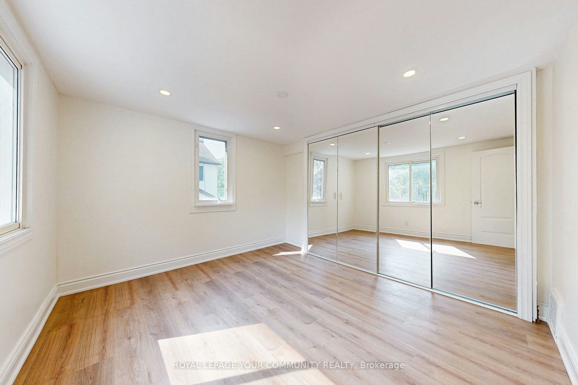 Main & 2nd-83 Lundy's Lane, Newmarket, ON, L3Y 3R9 - 12