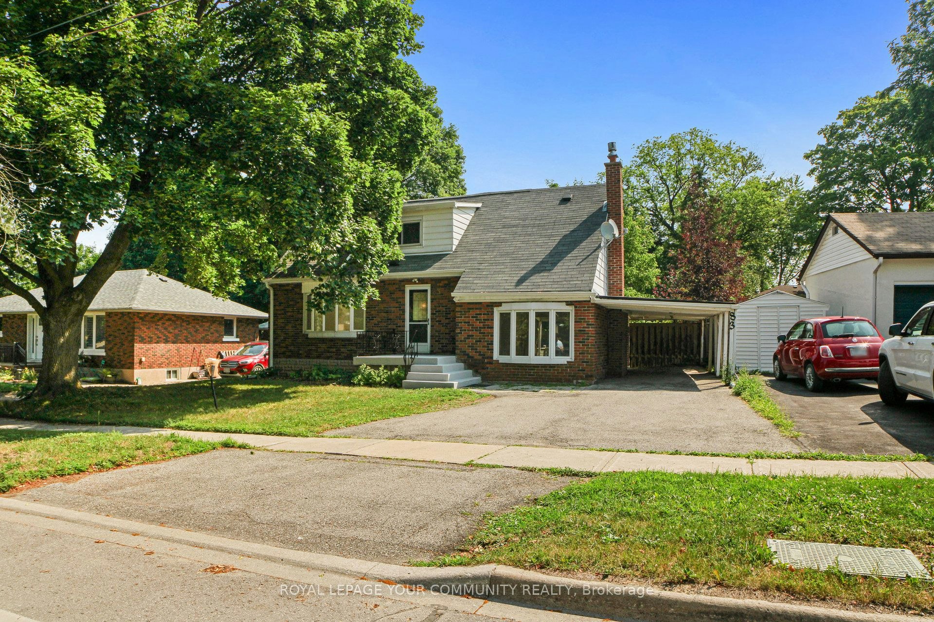 Main & 2nd-83 Lundy's Lane, Newmarket, ON, L3Y 3R9