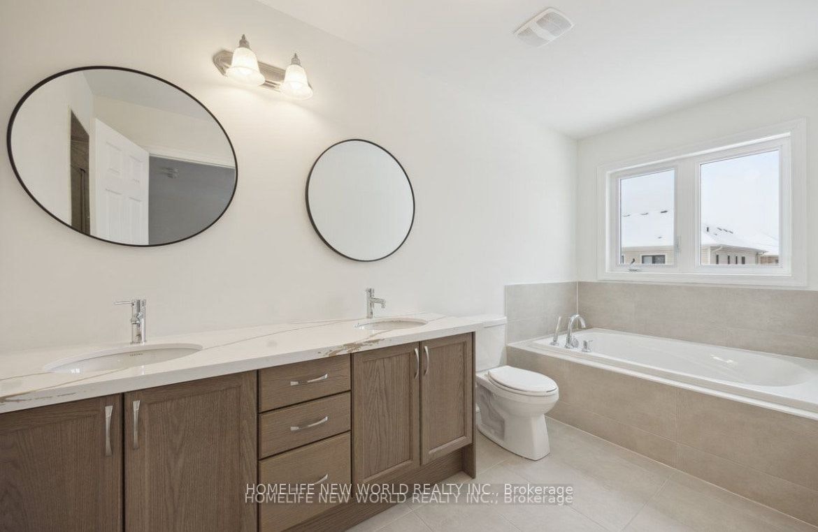 Upper 2 floors-10 Ken Davie Gate, Georgina, ON, L4P 0J5 - 16