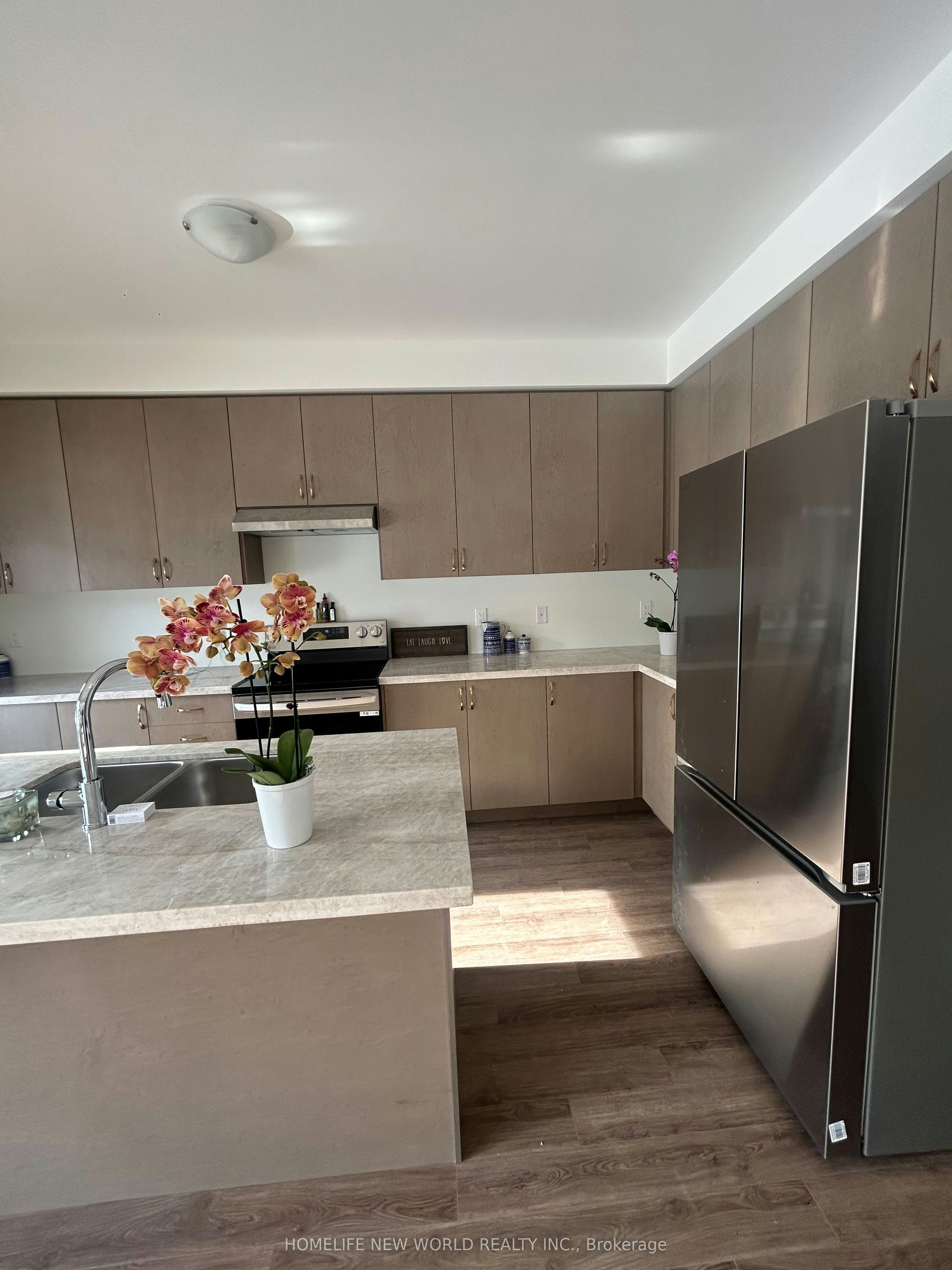 Upper 2 floors-10 Ken Davie Gate, Georgina, ON, L4P 0J5 - 6