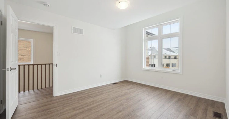 Upper 2 floors-10 Ken Davie Gate, Georgina, ON, L4P 0J5 - 20