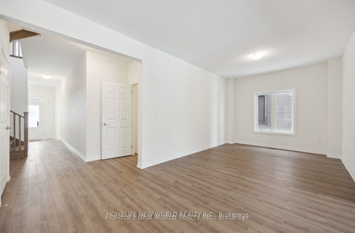 Upper 2 floors-10 Ken Davie Gate, Georgina, ON, L4P 0J5 - 12