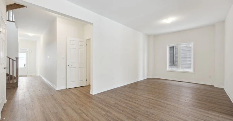 Upper 2 floors-10 Ken Davie Gate, Georgina, ON, L4P 0J5 - 12