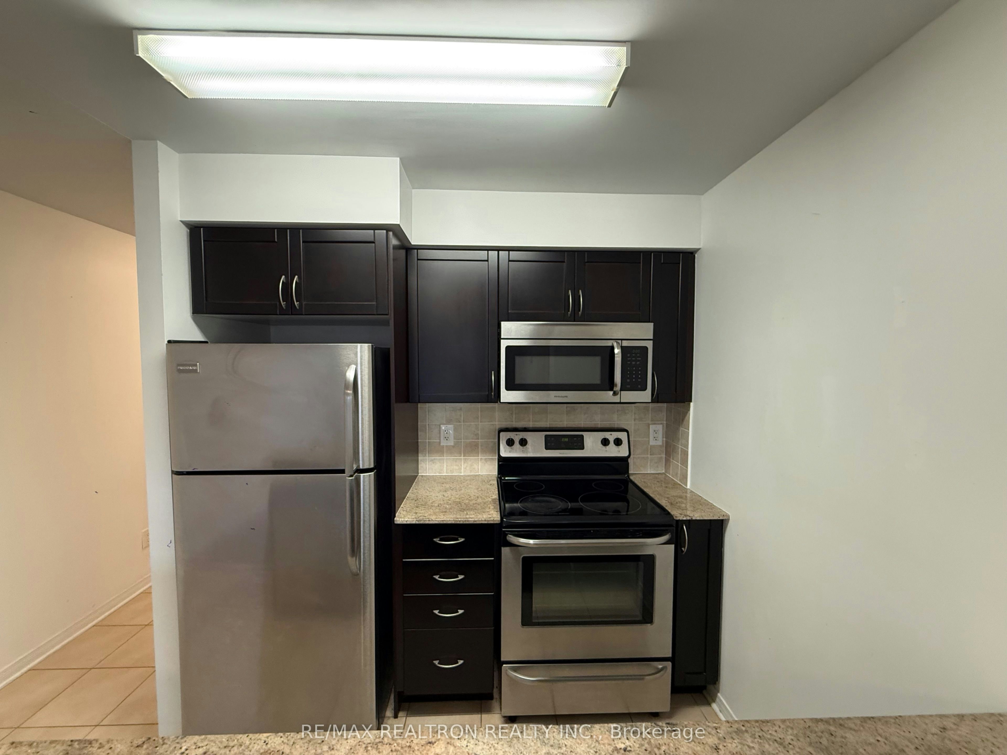 201-73 King William Crescent, Richmond Hill, ON, L4B 0C2 - 17